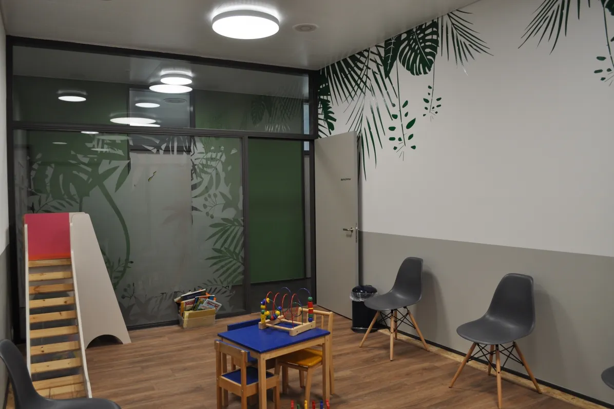Wartezimmer Vorsorge II — kinder- und jugendärzte am werk, Rheinfelden
